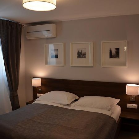 Apartments Mango บัชกา ภายนอก รูปภาพ