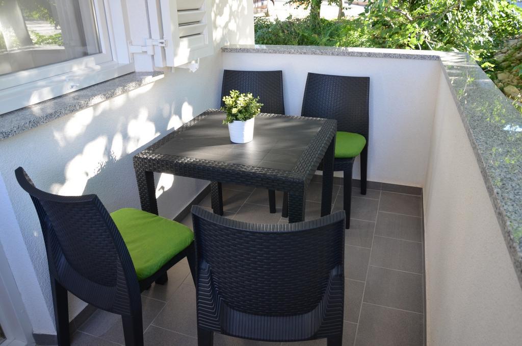 Apartments Mango บัชกา ภายนอก รูปภาพ
