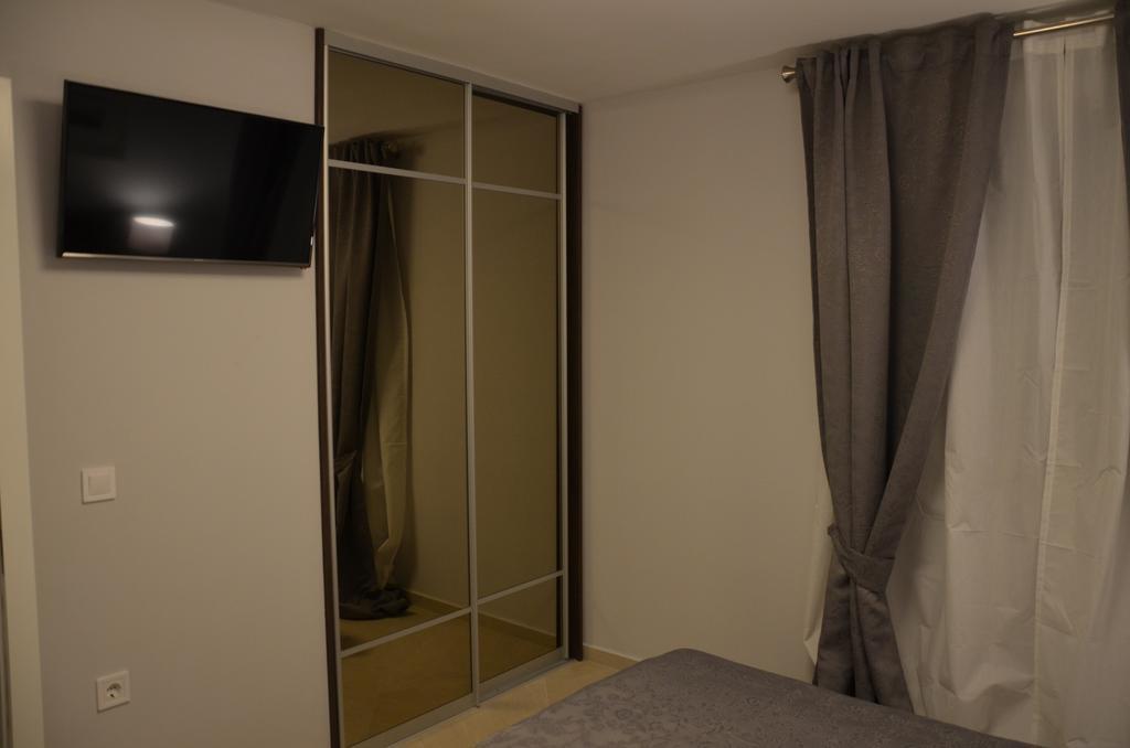 Apartments Mango บัชกา ภายนอก รูปภาพ